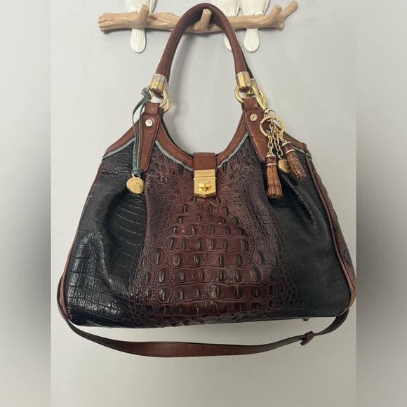 BRAHMIN ELISA HOBO SACHEL BAG CROC EMBOSSED LEATHER CHARM‎ & TASSEL